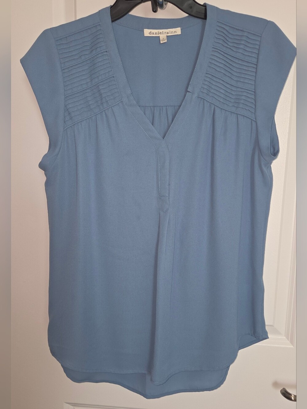Daniel Rainn Dusty Blue Pleated Yoke Split V-Neck Cap Sleeve Blouse - Size M